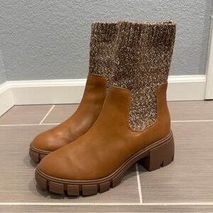 Universal Thread Keely Chelsea Boots